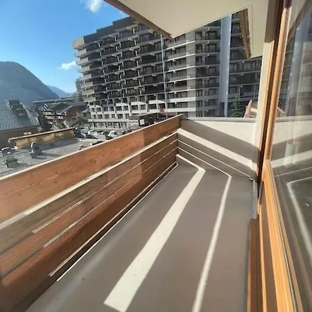 Centre Station Avec Balcon - Ideal Couple Ou Famille De 4 Appartement